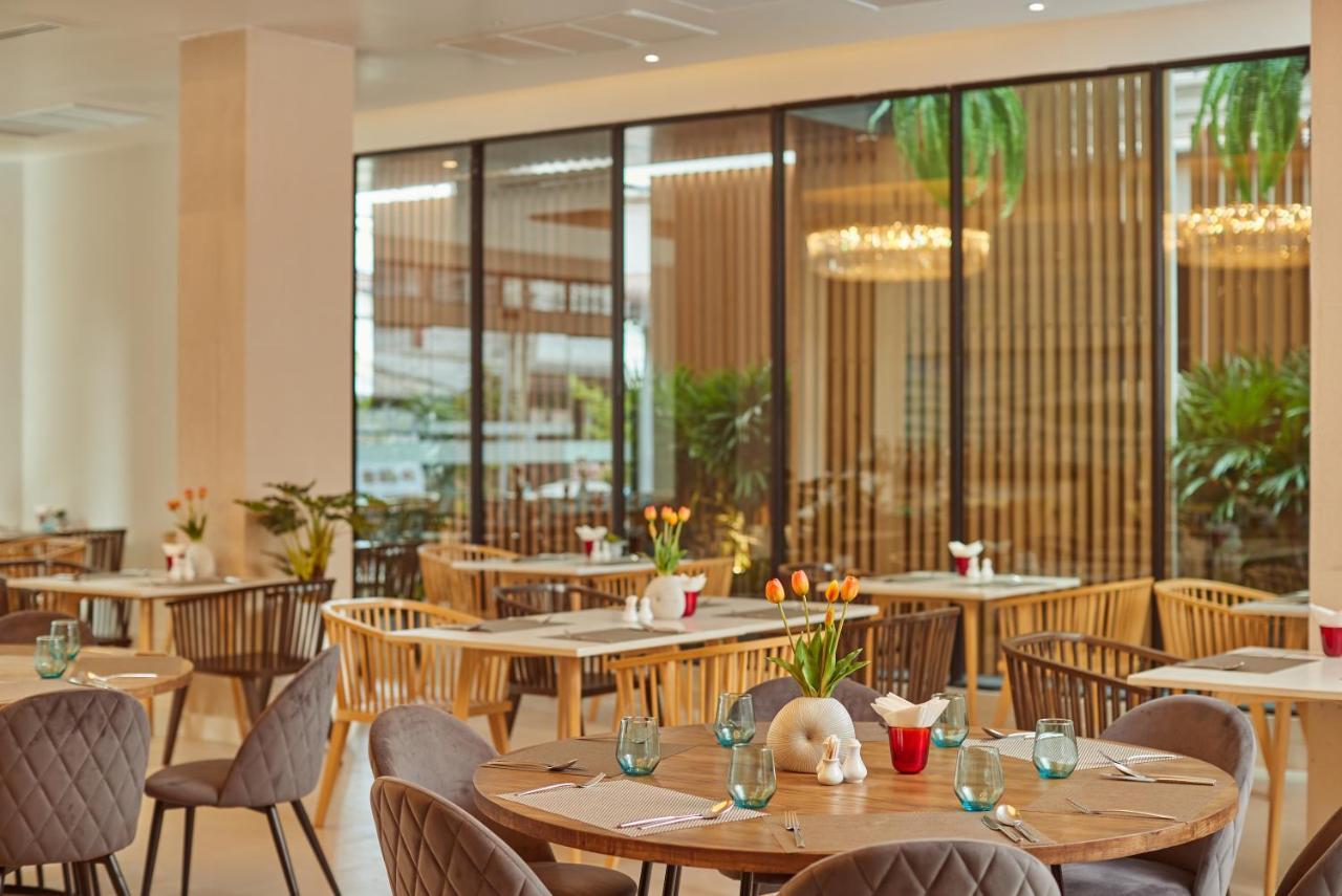 Pattaya Sea View Hotel - Sha Extra Plus Exterior photo