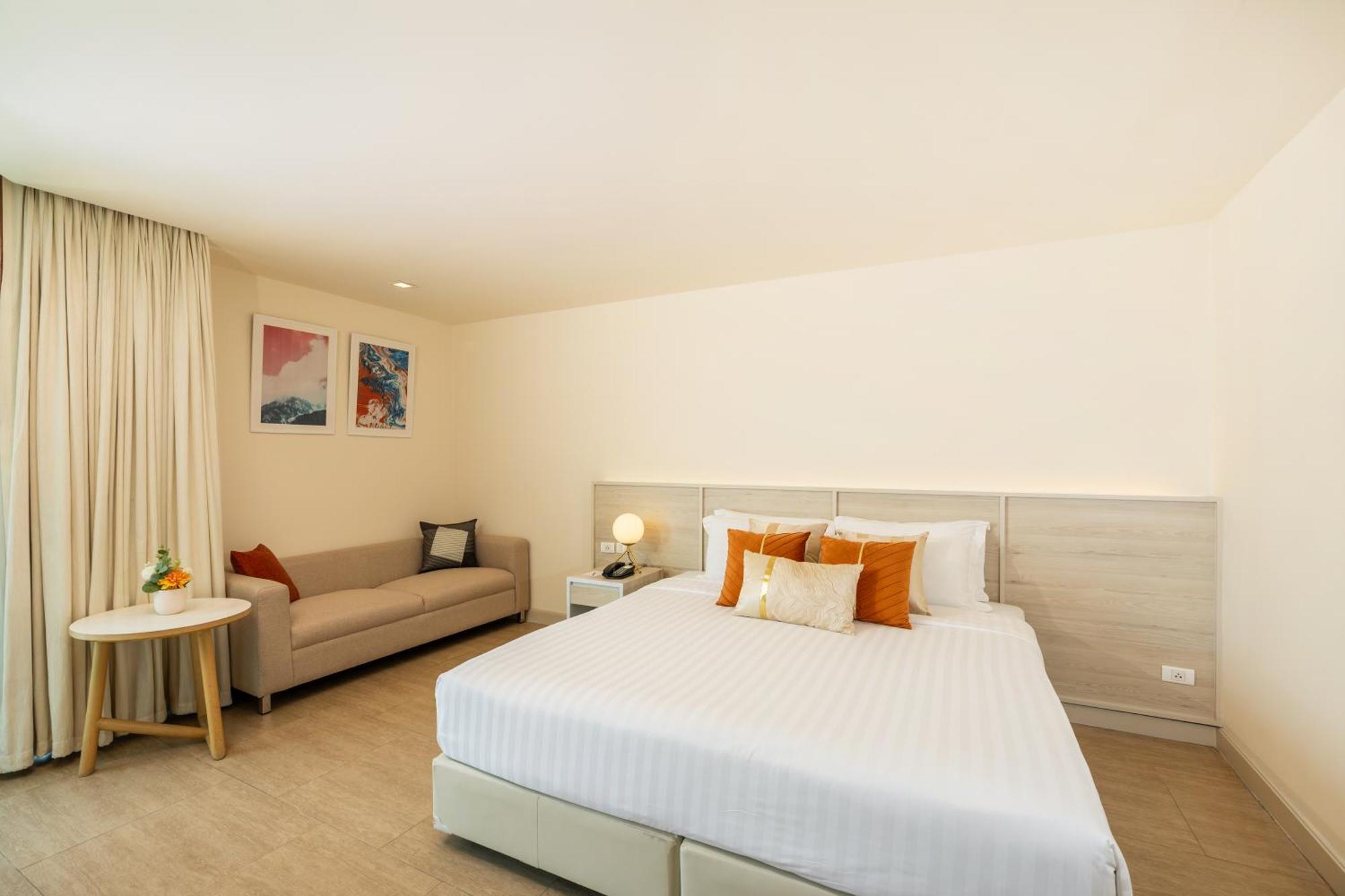 Pattaya Sea View Hotel - Sha Extra Plus Room photo